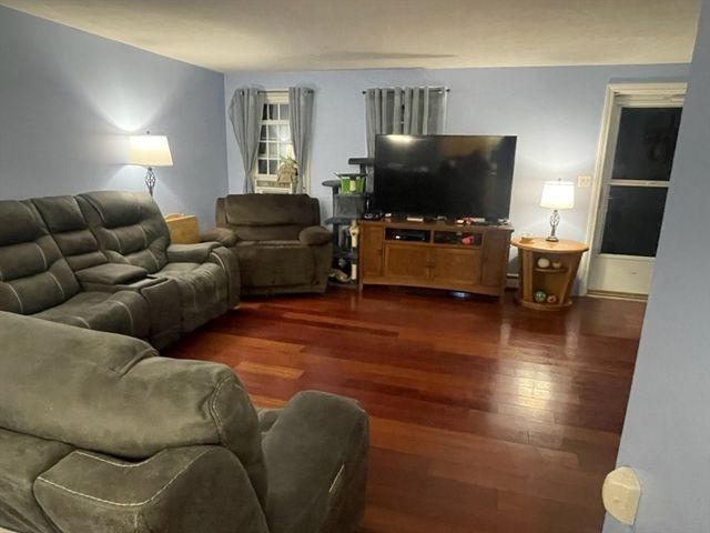 192 Twin Lakes Dr 192, Halifax, MA 02338