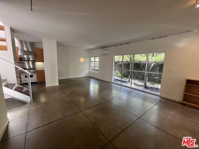 344 Indiana Avenue C, Venice (los Angeles), CA 90291