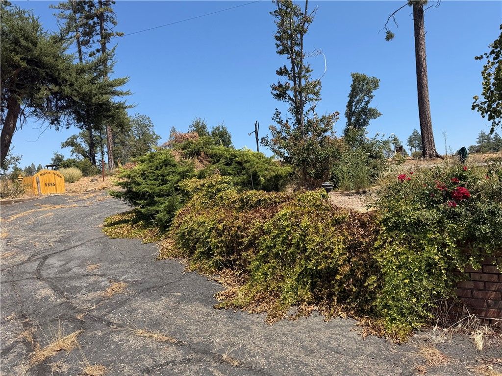 Image 7 of property listing at 5689 Brookview Way, Paradise, CA 95969