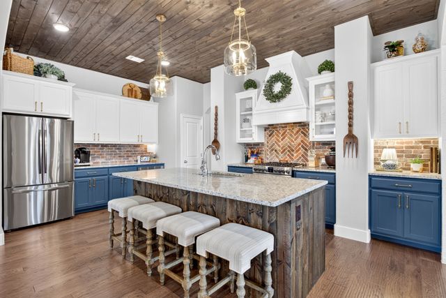 101 Parkview Drive, Aledo, TX 76008