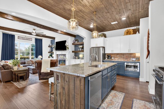 101 Parkview Drive, Aledo, TX 76008
