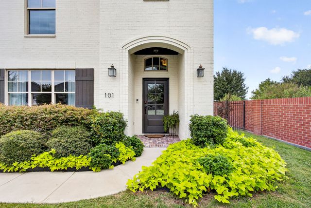 101 Parkview Drive, Aledo, TX 76008