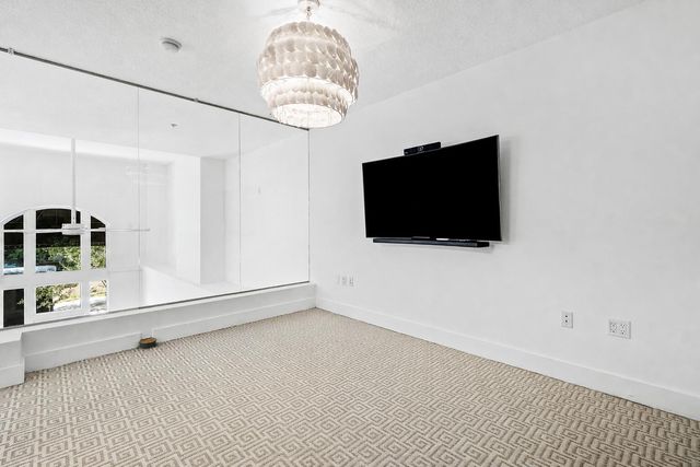 701 S Olive Avenue 119, West Palm Beach, FL 33401