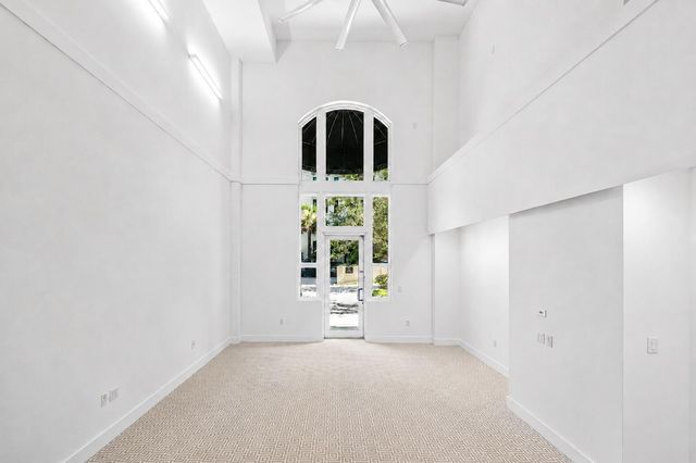 701 S Olive Avenue 119, West Palm Beach, FL 33401