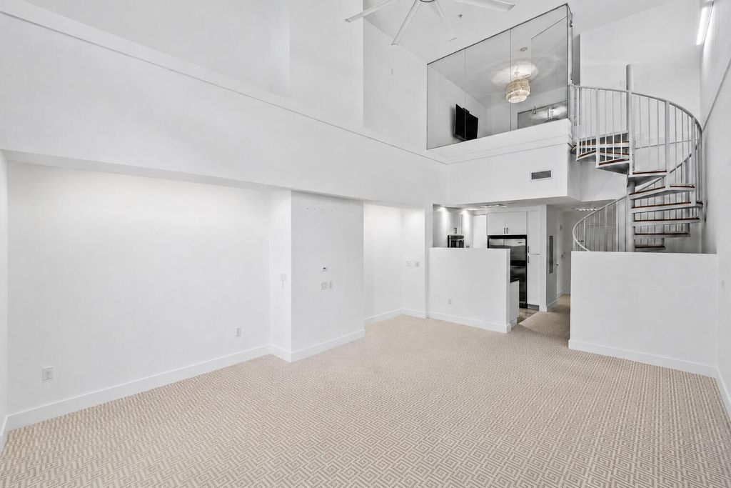 701 S Olive Avenue 119, West Palm Beach, FL 33401