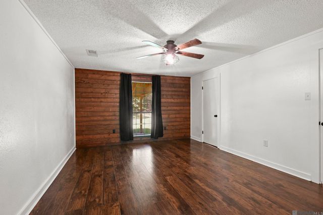 21715 Noble Reames Rd, Zachary, LA 70791