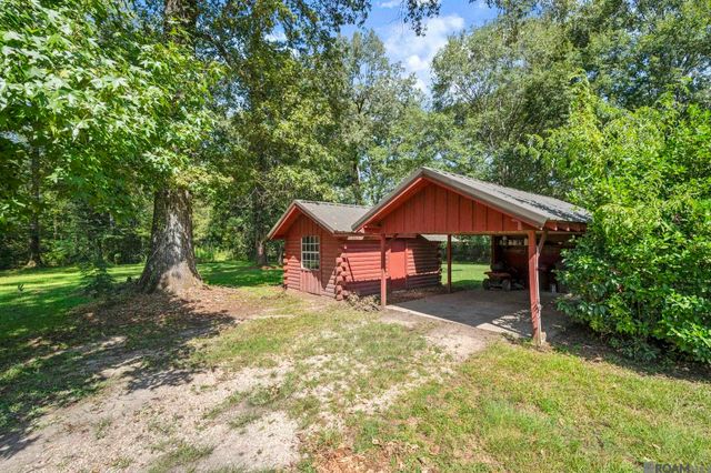 21715 Noble Reames Rd, Zachary, LA 70791