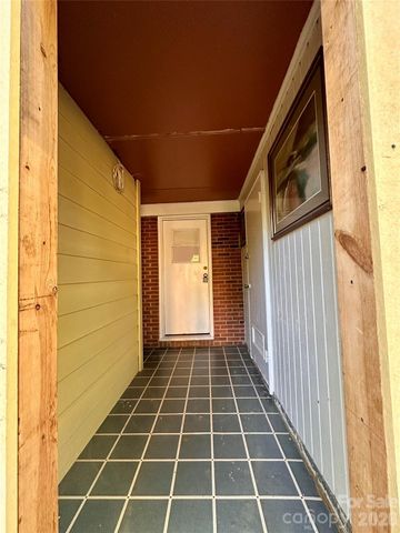 3220 Wiseman Drive, Charlotte, NC 28227