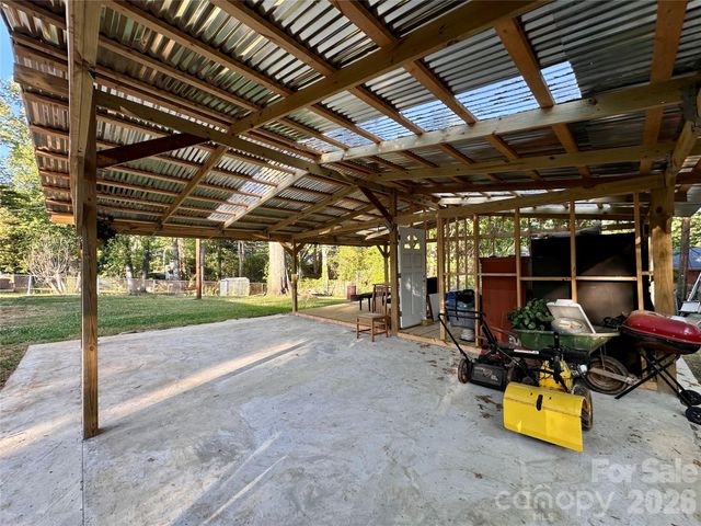 3220 Wiseman Drive, Charlotte, NC 28227