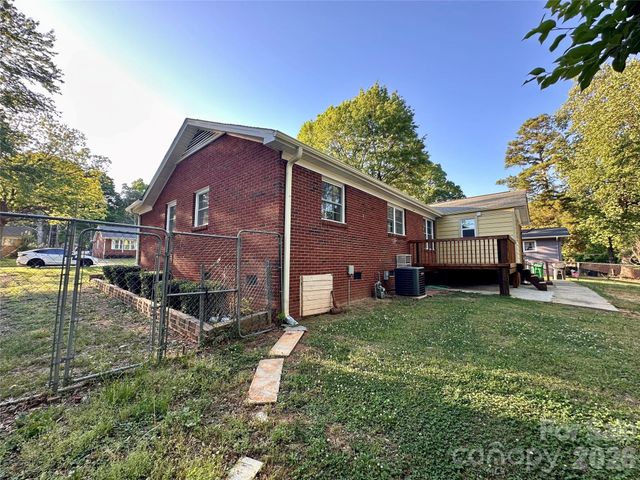 3220 Wiseman Drive, Charlotte, NC 28227