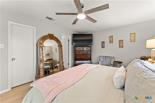 2600 N Beal Street, Belton, TX 76513