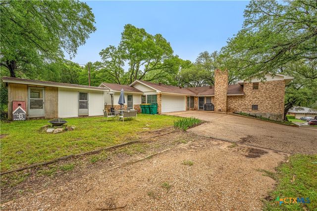 2600 N Beal Street, Belton, TX 76513