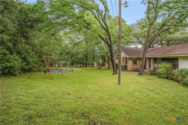 2600 N Beal Street, Belton, TX 76513