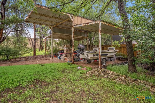 2600 N Beal Street, Belton, TX 76513