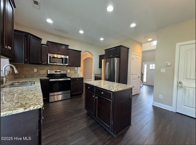 614 High Tide Drive, Sneads Ferry, NC 28460