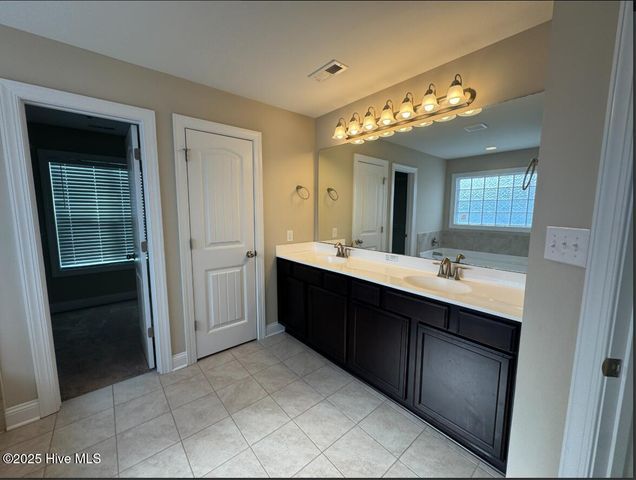 614 High Tide Drive, Sneads Ferry, NC 28460