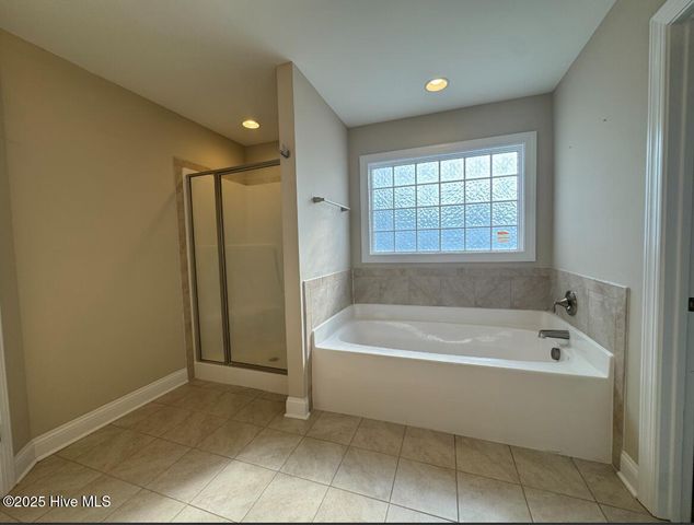 614 High Tide Drive, Sneads Ferry, NC 28460