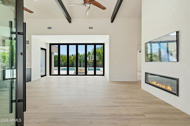 8565 E VISTA DEL LAGO -- N, Scottsdale, AZ 85255