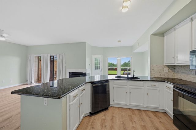 147 Summer Place Circle, Pottsboro, TX 75076