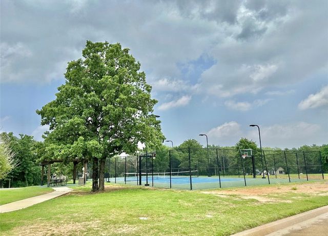 143 Whispering Pine Drive, Gordonville, TX 76245