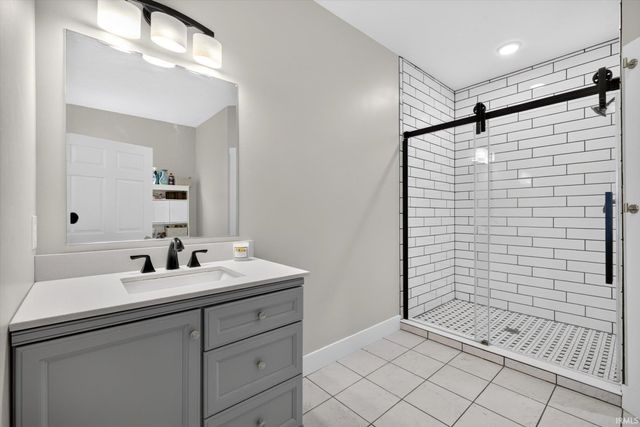 1164 S Hayden Court, Ellettsville, IN 47429