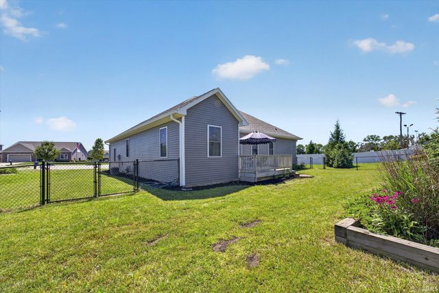 1164 S Hayden Court, Ellettsville, IN 47429