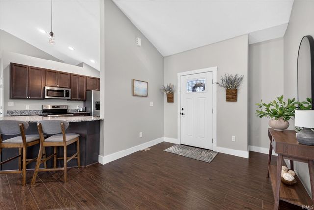 1164 S Hayden Court, Ellettsville, IN 47429