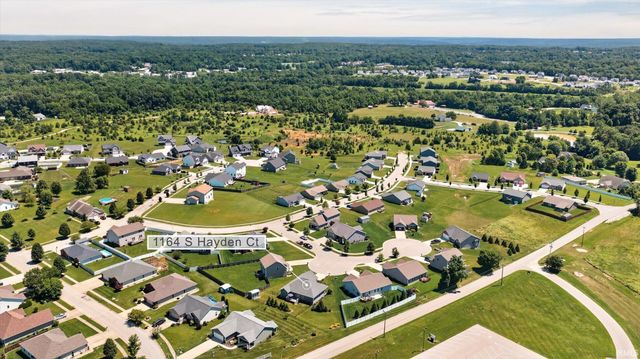 1164 S Hayden Court, Ellettsville, IN 47429