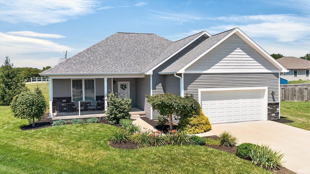 1164 S Hayden Court, Ellettsville, IN 47429