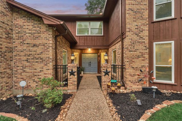 660 Hillcrest Drive, Huntsville, TX 77340