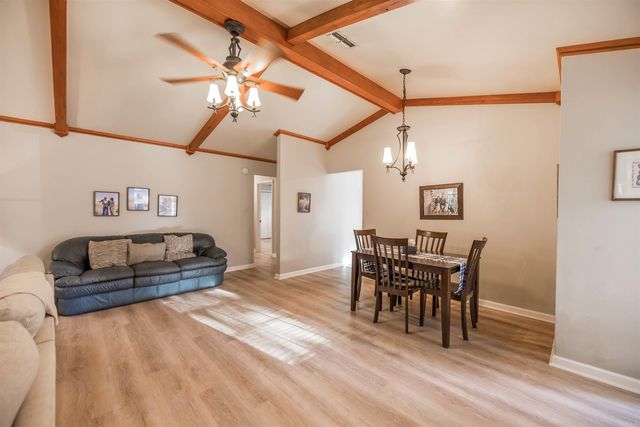 1315 Ridgeview Rd, Camden, AR 71701