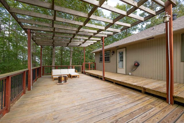 1315 Ridgeview Rd, Camden, AR 71701