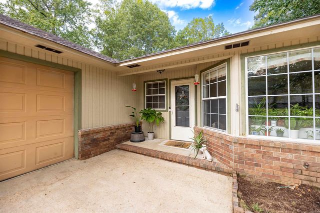 1315 Ridgeview Rd, Camden, AR 71701