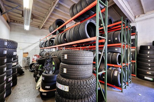 960 W Holt, Ontario, CA 91762
