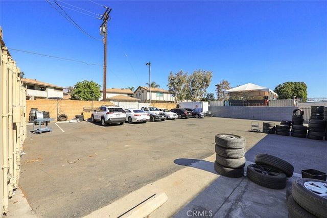 960 W Holt, Ontario, CA 91762