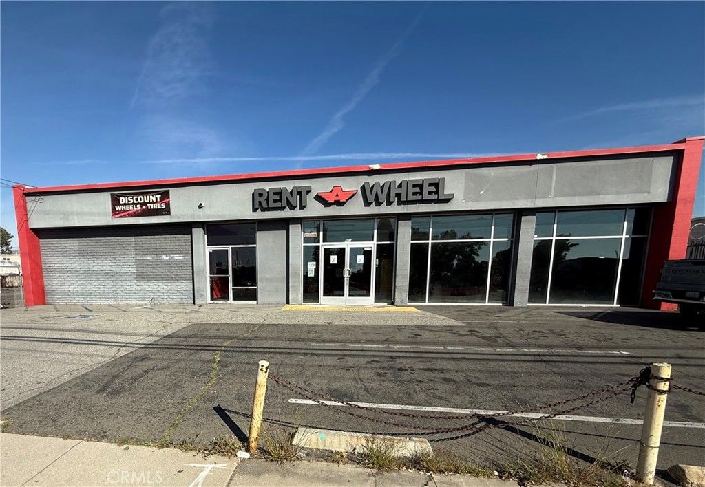 960 W Holt, Ontario, CA 91762