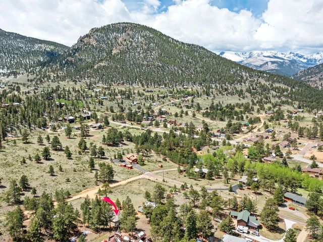 881 Spring St, Estes Park, CO 80517