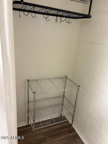 948 S ALMA SCHOOL Road 147, Mesa, AZ 85210