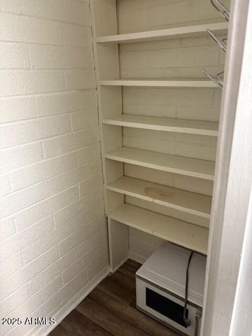 948 S ALMA SCHOOL Road 147, Mesa, AZ 85210