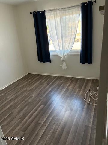 948 S ALMA SCHOOL Road 147, Mesa, AZ 85210