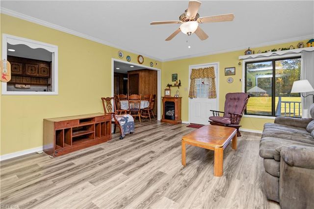 1837 Pocaty RD, Chesapeake, VA 23322