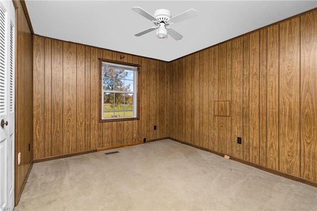 1837 Pocaty RD, Chesapeake, VA 23322