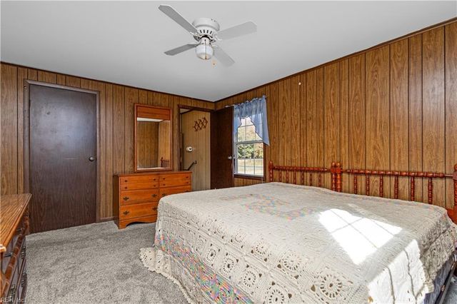 1837 Pocaty RD, Chesapeake, VA 23322