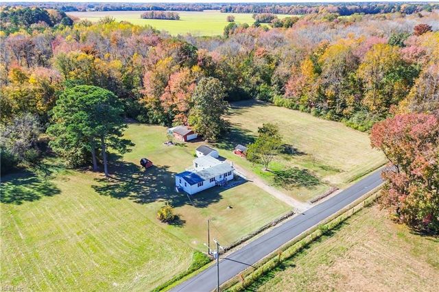 1837 Pocaty RD, Chesapeake, VA 23322