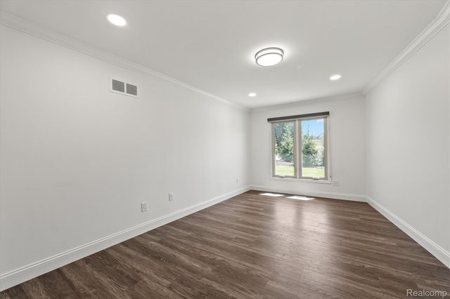 2006 WALDONS, West Bloomfield Charter Township, MI 48322