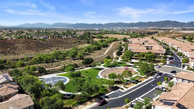 40434 Calle Real, Murrieta, CA 92563