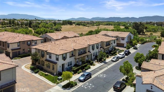 40434 Calle Real, Murrieta, CA 92563