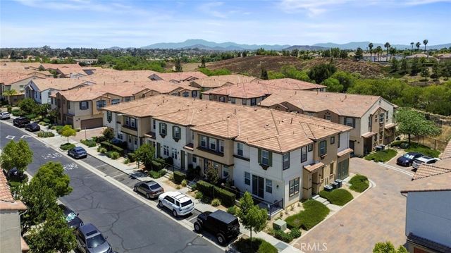 40434 Calle Real, Murrieta, CA 92563