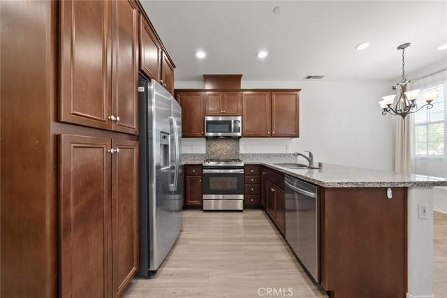 40434 Calle Real, Murrieta, CA 92563