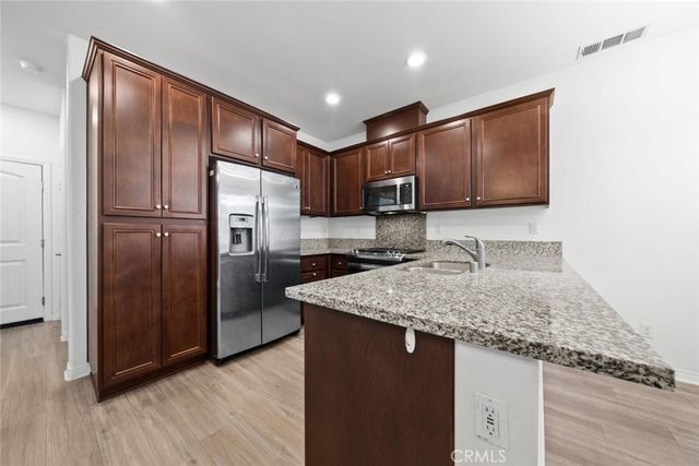 40434 Calle Real, Murrieta, CA 92563